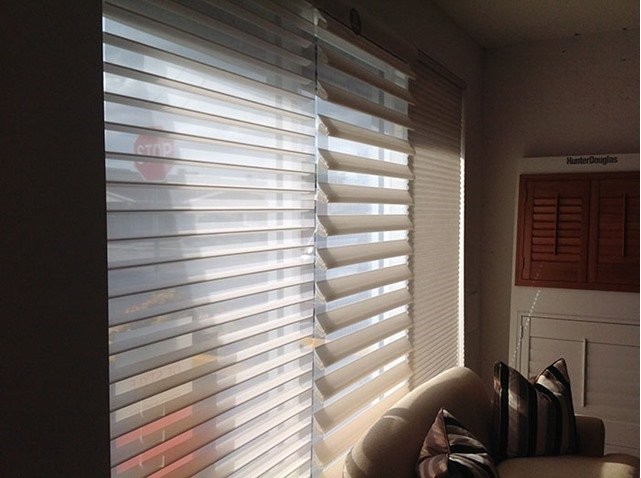 Hunter Douglas Dealer Image